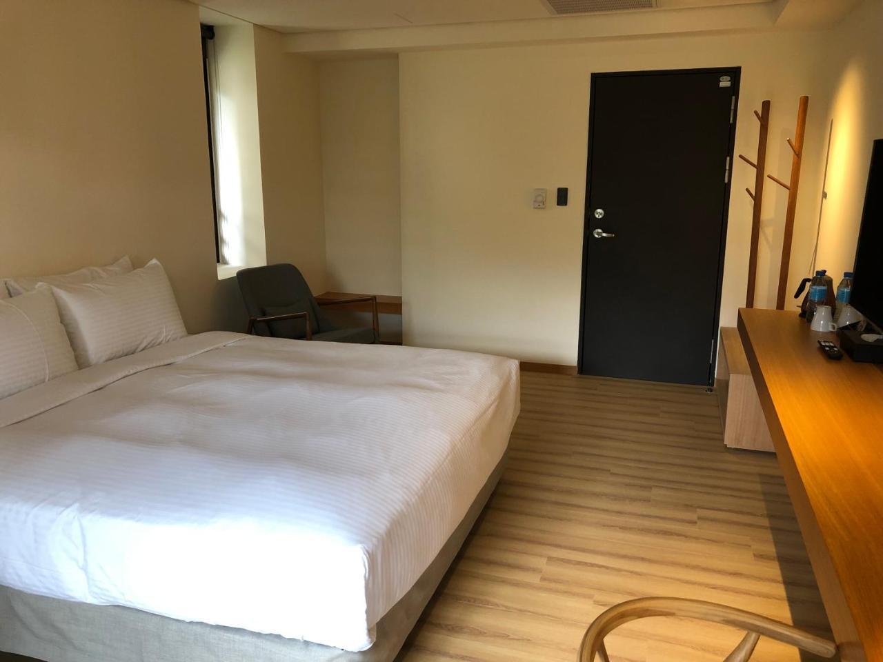 Water House Hotel Taipei Exterior photo